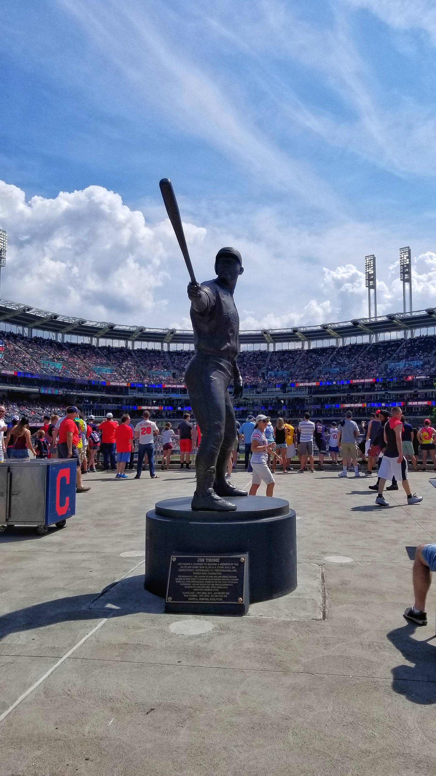 Statue of Jim Thome is fitting for Progressive field, but the